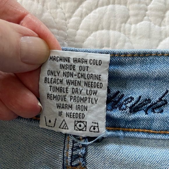 Classic Blue Denim Pencil Skirt Stretchy Back Slit 2 Rear Pockets Size Large - Picture 4 of 13